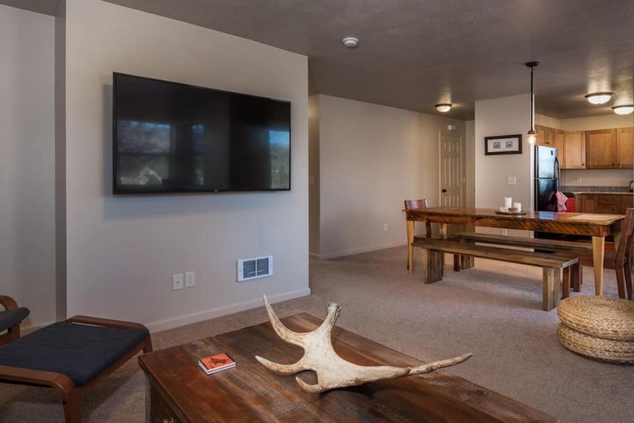 2 Bedroom Upstairs Condo With Ac In Victor, Id المظهر الخارجي الصورة
